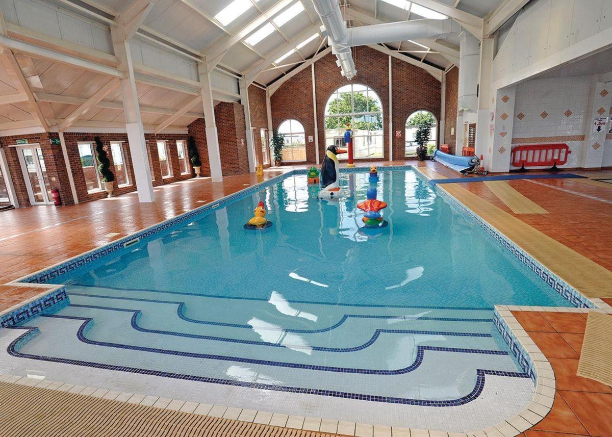 Robin Hood Rhyl Hotel Стая снимка