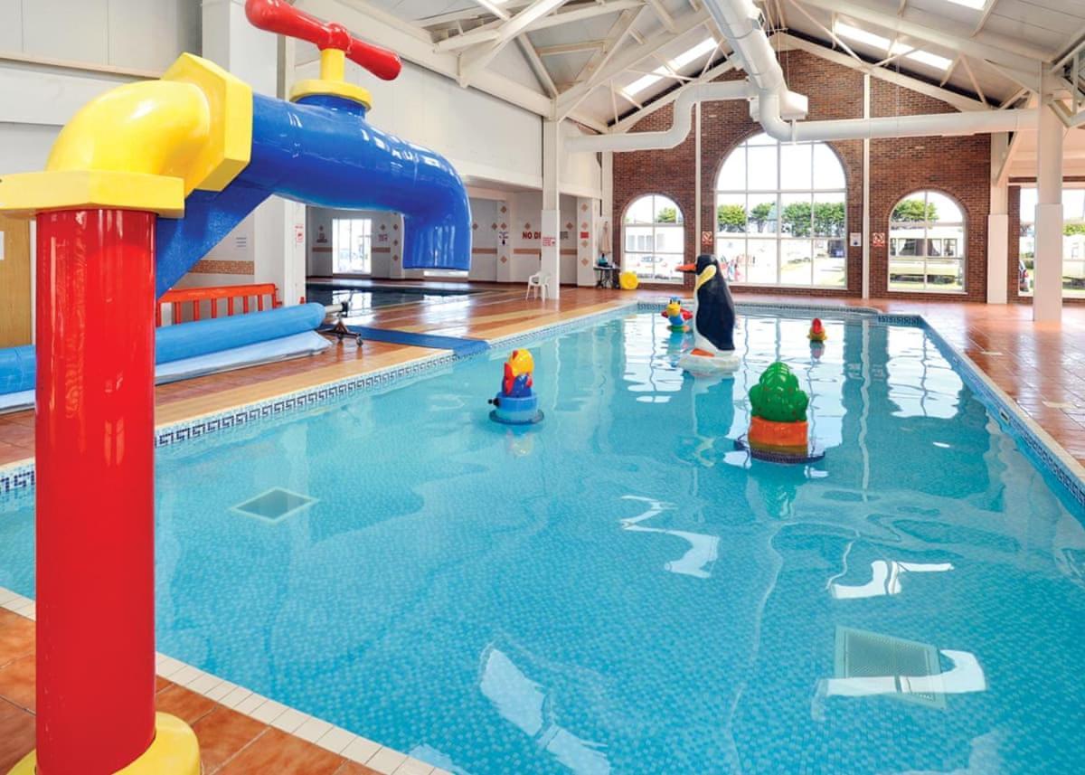 Robin Hood Rhyl Hotel Екстериор снимка